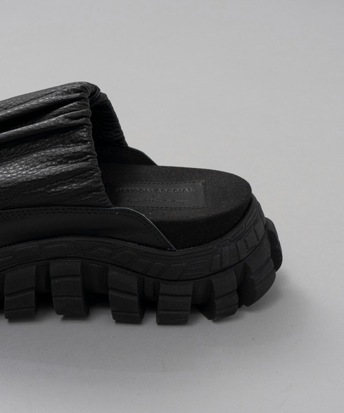 【極美品】メゾンスペシャル ラトリングソール 厚底 サンダル ブラック 26.5 UNISEX》【SPECIAL SHOES FACTORY COLLABORATION】Rattling Sole