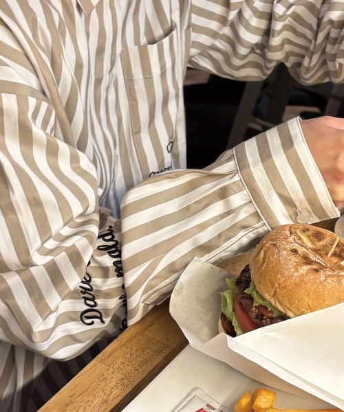 CORNERS by KR（コーナーズバイケーアール）の「【CORNERS by KR】刺繍ストライプオーバーシャツ（シャツ/ブラウス・レディース・ベージュ/ブルー/ネイビー・M）」の12枚目の写真