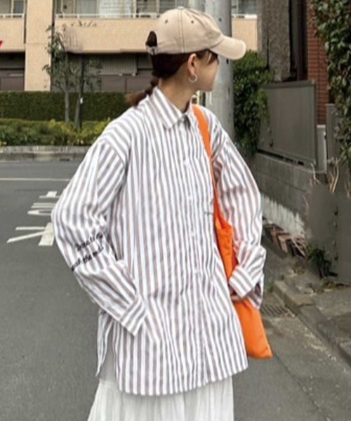 CORNERS by KR（コーナーズバイケーアール）の「【CORNERS by KR】刺繍ストライプオーバーシャツ（シャツ/ブラウス・レディース・ベージュ/ブルー/ネイビー・M）」の16枚目の写真