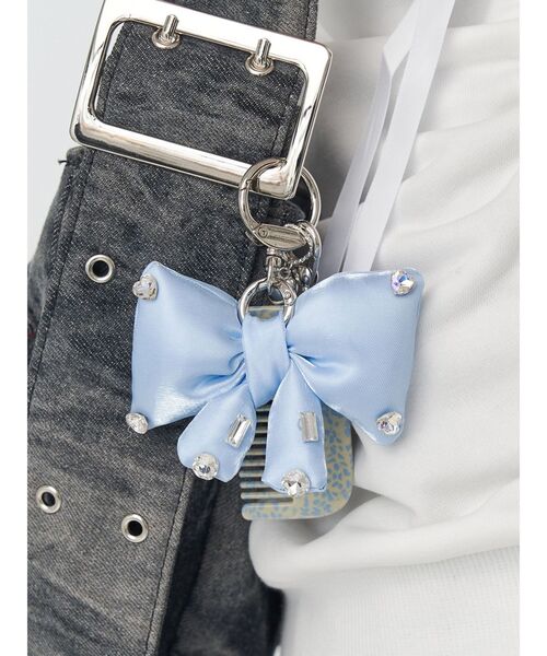 jouetie（ジュエティ）の「リボンモチーフチャーム（チャーム・レディース・ピンク/ブラック/ブルー・FREE）」の2枚目の写真