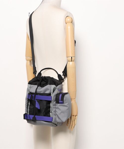 master-piece(マスターピース)の「【master-piece /マスターピース】 HugSack Drawstring Shoulder Bag M(ショルダーバッグ・メンズ・グレー/ブラック/サックスブルー・FREE)」の7枚目の写真