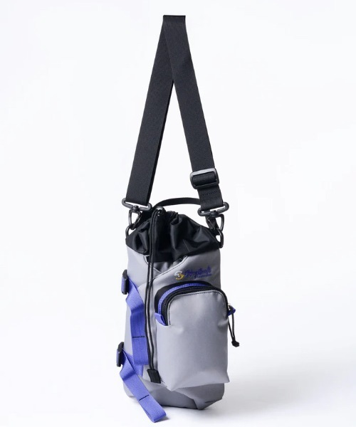 master-piece(マスターピース)の「【master-piece /マスターピース】 HugSack Drawstring Shoulder Bag M(ショルダーバッグ・メンズ・グレー/ブラック/サックスブルー・FREE)」の2枚目の写真