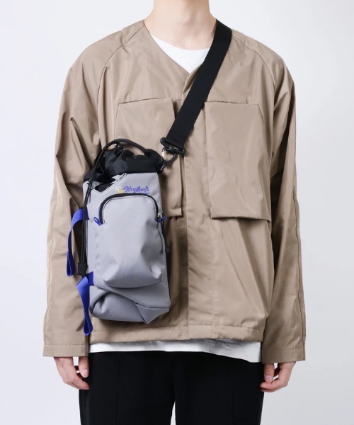 master-piece(マスターピース)の「【master-piece /マスターピース】 HugSack Drawstring Shoulder Bag M(ショルダーバッグ・メンズ・グレー/ブラック/サックスブルー・FREE)」の10枚目の写真