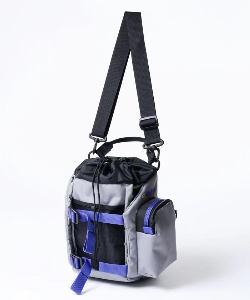 master-piece(マスターピース)の「【master-piece /マスターピース】 HugSack Drawstring Shoulder Bag M(ショルダーバッグ・メンズ・グレー/ブラック/サックスブルー・FREE)」の15枚目の写真