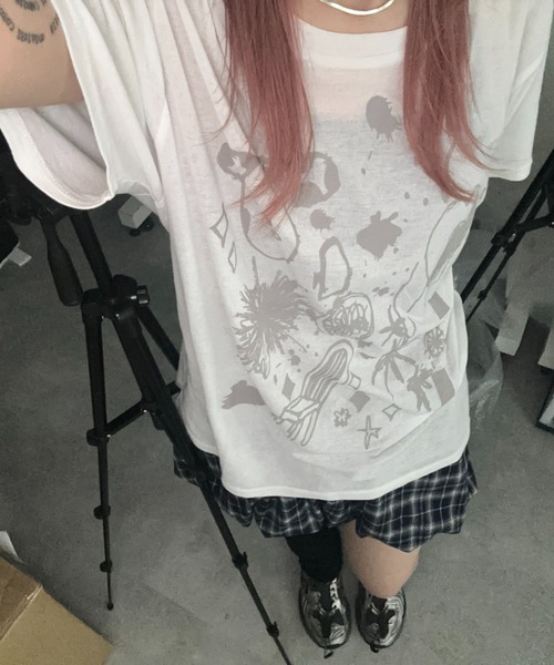 JEANASIS（ジーナシス）の「【25quee】イラストシアーTシャツ/455522（Tシャツ/カットソー・レディース・ブラック系その他/ブラック/ホワイト系その他/ホワイト・FREE）」の22枚目の写真