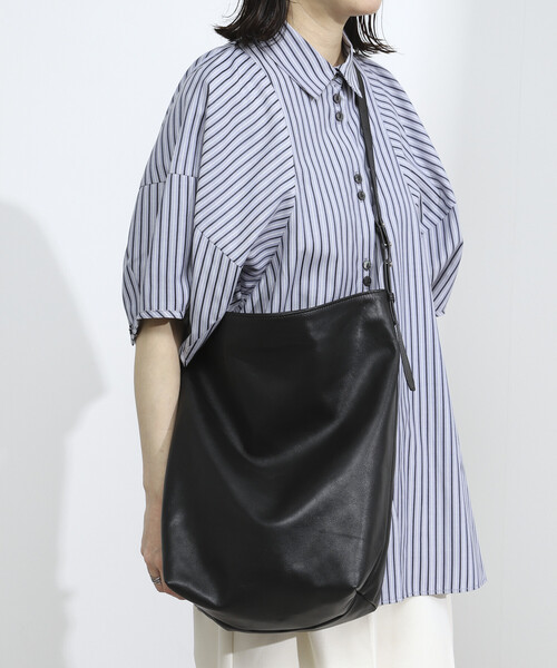 Firsthand（ファーストハンド）の「Firsthand/ファーストハンド レザーワンハンドルトートバッグ / 2WAYショルダーバッグ / 牛革 / 撥水レザー（トートバッグ・レディース・ブラウン/ブラック・ONE SIZE）」の10枚目の写真