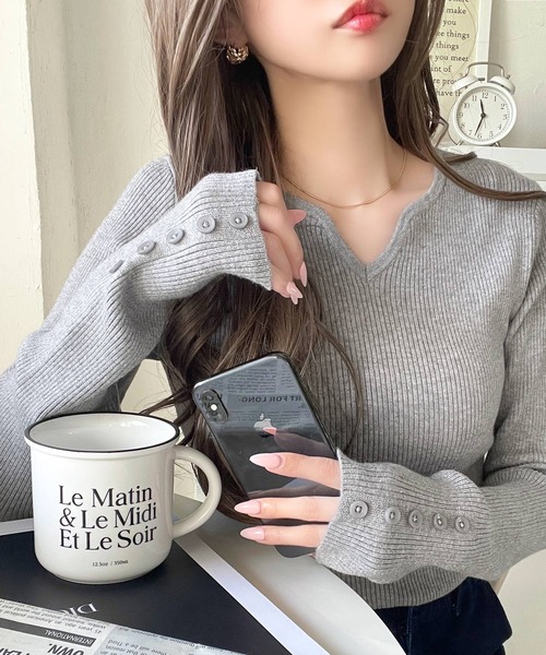 セール】デコルテラインで魅せる♪カーヴィーネックリブニット（長袖