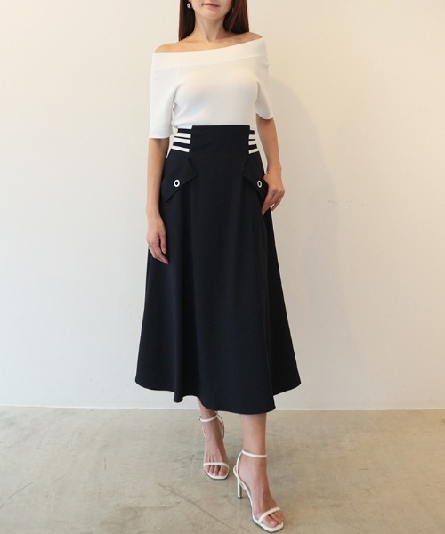 AMBIENT（アンビエント）の「2ウェイオフショルダーニット（ニット/セーター・レディース・ベージュ/ブルー/ブラック/アイボリー/ホワイト・FREE）」の12枚目の写真