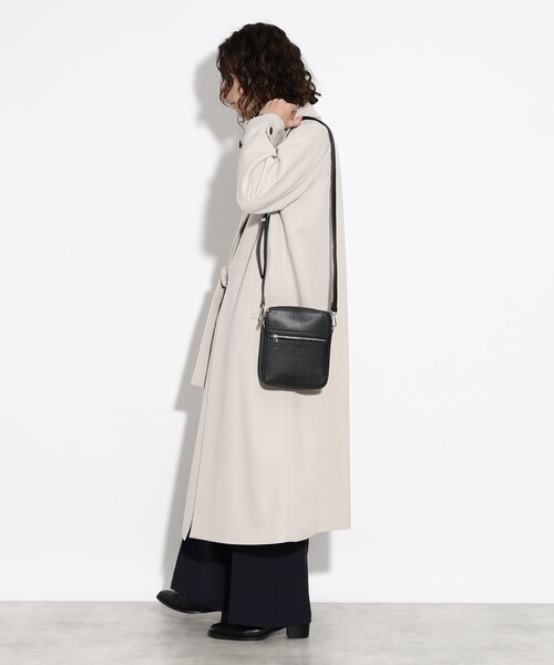 tk.TAKEO KIKUCHI（ティーケータケオキクチ）の「バイカラースクエアショルダーバッグ（ショルダーバッグ・メンズ・ブラック系4/ブラック系/ベージュ系その他7/ベージュ系1/グレー系1/ベージュ系2/ブラック系2・00）」の21枚目の写真