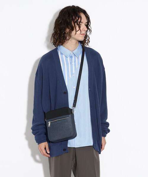 tk.TAKEO KIKUCHI（ティーケータケオキクチ）の「バイカラースクエアショルダーバッグ（ショルダーバッグ・メンズ・ブラック系4/ブラック系/ベージュ系その他7/ベージュ系1/グレー系1/ベージュ系2/ブラック系2・00）」の18枚目の写真