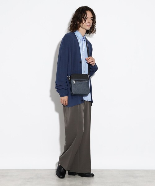 tk.TAKEO KIKUCHI（ティーケータケオキクチ）の「バイカラースクエアショルダーバッグ（ショルダーバッグ・メンズ・ブラック系4/ブラック系/ベージュ系その他7/ベージュ系1/グレー系1/ベージュ系2/ブラック系2・00）」の17枚目の写真