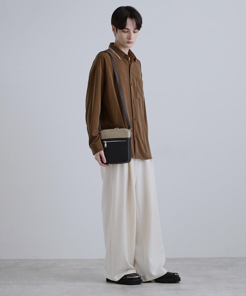 tk.TAKEO KIKUCHI（ティーケータケオキクチ）の「バイカラースクエアショルダーバッグ（ショルダーバッグ・メンズ・ブラック系4/ブラック系/ベージュ系その他7/ベージュ系1/グレー系1/ベージュ系2/ブラック系2・00）」の16枚目の写真