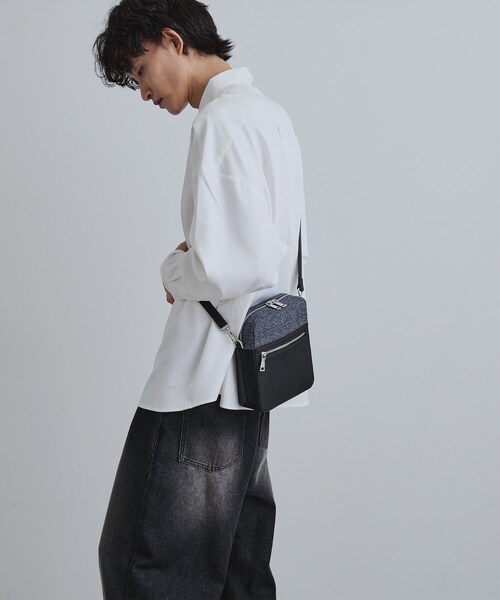 tk.TAKEO KIKUCHI（ティーケータケオキクチ）の「バイカラースクエアショルダーバッグ（ショルダーバッグ・メンズ・ブラック系4/ブラック系/ベージュ系その他7/ベージュ系1/グレー系1/ベージュ系2/ブラック系2・00）」の12枚目の写真