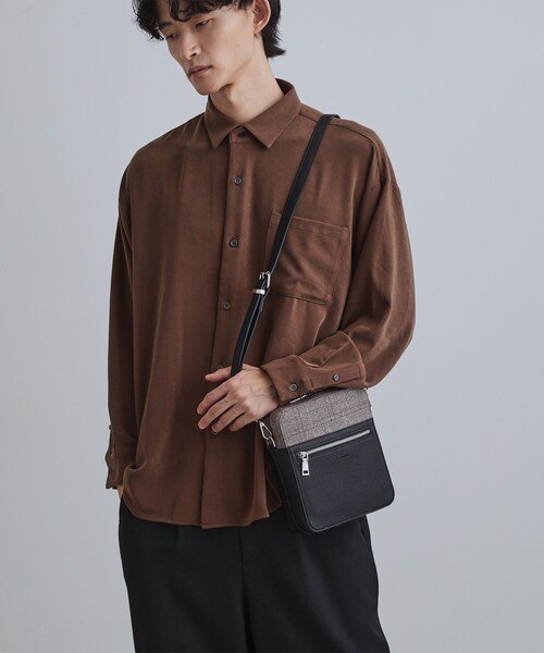 tk.TAKEO KIKUCHI（ティーケータケオキクチ）の「バイカラースクエアショルダーバッグ（ショルダーバッグ・メンズ・ブラック系4/ブラック系/ベージュ系その他7/ベージュ系1/グレー系1/ベージュ系2/ブラック系2・00）」の9枚目の写真