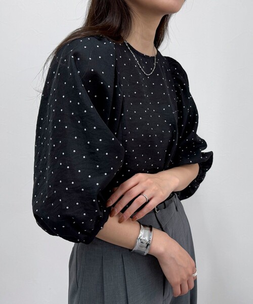 fredy emue（フレディエミュ）の「ドットボリューム袖ブラウス（シャツ/ブラウス・レディース・グリーン系その他/ブラック系その他/ホワイト系その他・38）」の21枚目の写真