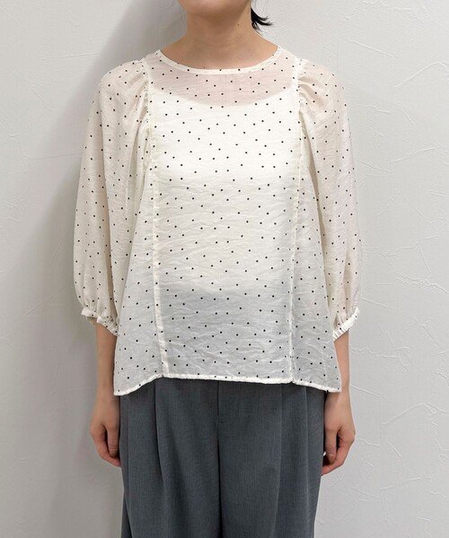 fredy emue（フレディエミュ）の「ドットボリューム袖ブラウス（シャツ/ブラウス・レディース・グリーン系その他/ブラック系その他/ホワイト系その他・38）」の14枚目の写真