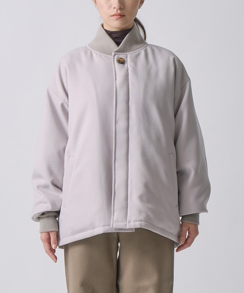 miffew(ミフュー)の「「miffew/ ミフュー」VARSITY DOWN JACKET(ダウンジャケット/コート・レディース・ブラウン/グレイッシュベージュ/ブラック・3/2/1/4)」の3枚目の写真