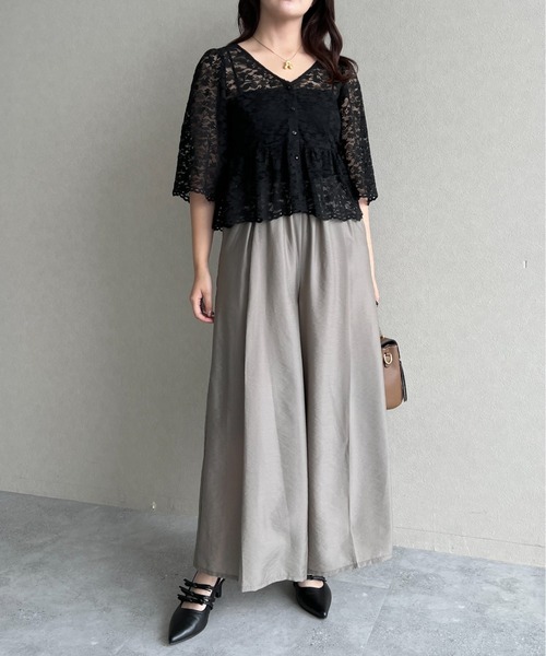 mysty woman(ミスティウーマン)の「2WAYスカラップレースブラウス 497243(シャツ/ブラウス・レディース・オフホワイト/ブラック/ベージュ・FREE)」の22枚目の写真