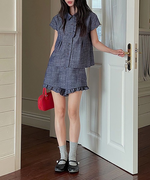 Girly Doll(ガーリードール)の「フリルデザインセットアップ 半袖シャツとショートパンツ(セットアップ・レディース・ネイビー/ベージュ・M/S)」の3枚目の写真