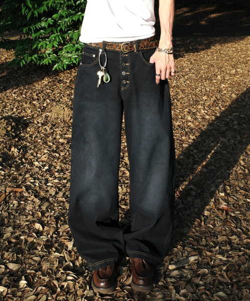 INTER FACTORY(インターファクトリー)の「はる - ボタンフライワイドデニムパンツ - made in INTER FACTORY(デニムパンツ・メンズ・ブラウン/インディゴブルー・MEDIUM/LARGE)」の13枚目の写真