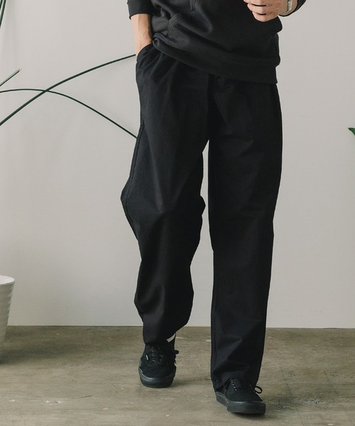 VANS（バンズ）の「VANS/ヴァンズ M RANGE BAGGY TAPERED ELASTIC WAIST PANT バギーテーパードパンツ（チノパンツ・レディース・ブラック・M）」の12枚目の写真
