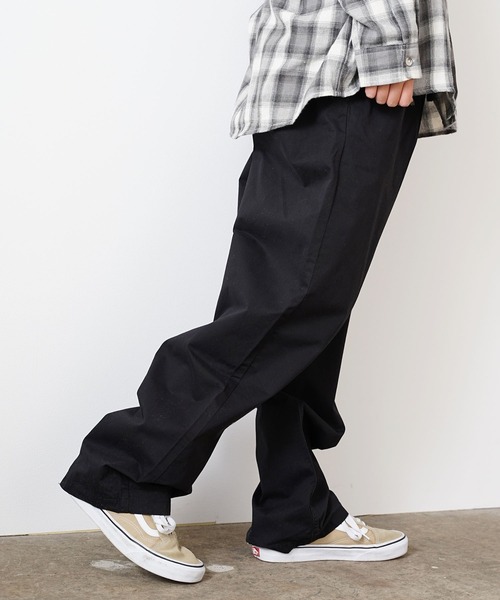 VANS（バンズ）の「VANS/ヴァンズ M RANGE BAGGY TAPERED ELASTIC WAIST PANT バギーテーパードパンツ（チノパンツ・レディース・ブラック・M）」の5枚目の写真