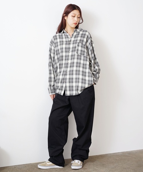 VANS（バンズ）の「VANS/ヴァンズ M RANGE BAGGY TAPERED ELASTIC WAIST PANT バギーテーパードパンツ（チノパンツ・レディース・ブラック・M）」の10枚目の写真