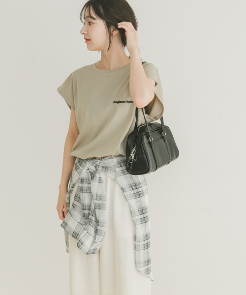 ITEMS URBANRESEARCH（アイテムズ アーバンリサーチ）の「刺繍フレンチTシャツ（Tシャツ/カットソー・レディース・ダークブラウン/ホワイト/ライトベージュ・FREE）」の15枚目の写真