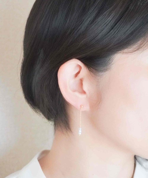 tone(トーン)の「【SHAHA】ミルキーキューブガラスの揺れピアス(4色展開)(MA)(ピアス(両耳用)・レディース・ブルー/パープル/グリーン/ピンク・FREE)」の12枚目の写真