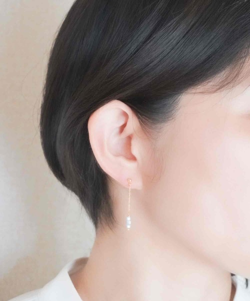 tone(トーン)の「【SHAHA】ミルキーキューブガラスの揺れピアス(4色展開)(MA)(ピアス(両耳用)・レディース・ブルー/パープル/グリーン/ピンク・FREE)」の22枚目の写真