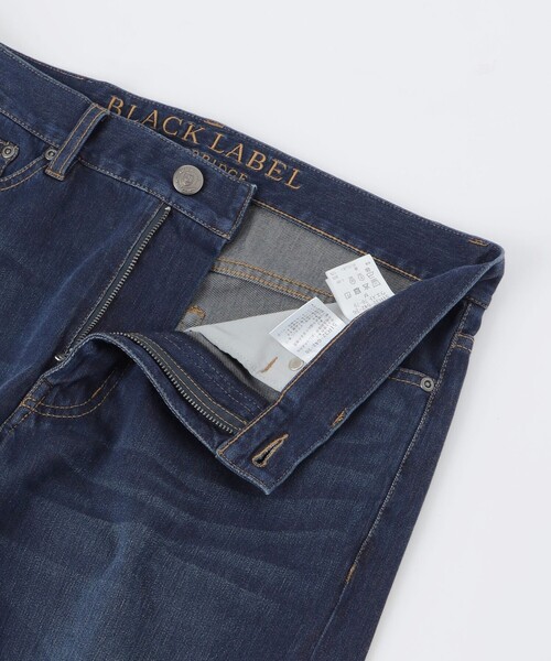 BLACK LABEL CRESTBRIDGE(ブラックレーベル・クレストブリッジ)の「ワンダーシェイプウォッシュドデニムパンツ(デニムパンツ・メンズ・ブルー・XL/L/M/S)」の10枚目の写真