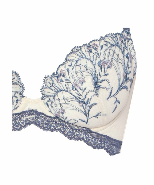 AMOSTYLE BY Triumph（アモスタイルバイトリンプ）の「脇高ブラ ブラ＆ショーツセット ボタニカルモザイク【C,Dカップ】 AMST1529 WHU + Hikini JX（ブラ&ショーツ・レディース・ベージュ/グリーン/ホワイト/ピンク・C65/C70/C75/D65/D70/D75）」の13枚目の写真