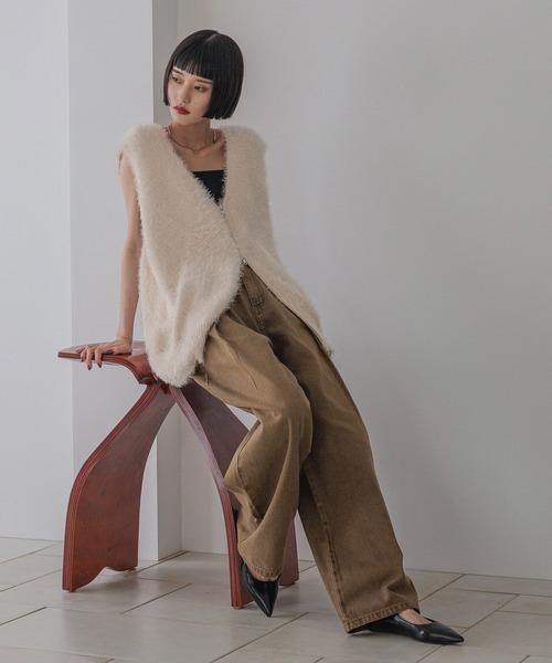 LOWRYS FARM(ローリーズファーム)の「シャギーZIPベスト 579528(ベスト・レディース・ブラウン/アイボリー/グレー・FREE)」の12枚目の写真