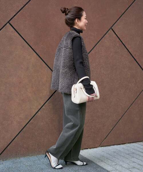 Simplicite（サンプリシテ）の「《追加4》【WEB限定】ウォッシャブル / DU JOUR/デュ ジュール BARREL BAGGY JEAN（デニムパンツ・レディース・ブラック/ブルー・36/38）」の11枚目の写真