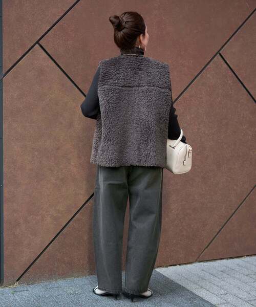 Simplicite（サンプリシテ）の「《追加4》【WEB限定】ウォッシャブル / DU JOUR/デュ ジュール BARREL BAGGY JEAN（デニムパンツ・レディース・ブラック/ブルー・36/38）」の9枚目の写真