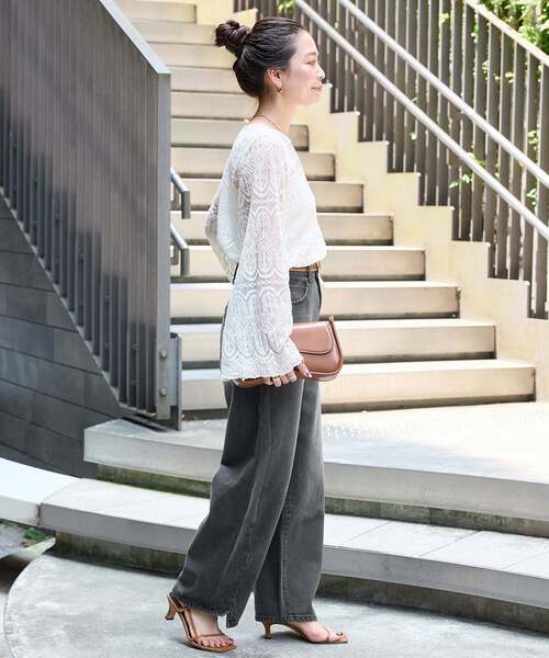 Simplicite（サンプリシテ）の「《追加4》【WEB限定】ウォッシャブル / DU JOUR/デュ ジュール BARREL BAGGY JEAN（デニムパンツ・レディース・ブラック/ブルー・36/38）」の13枚目の写真