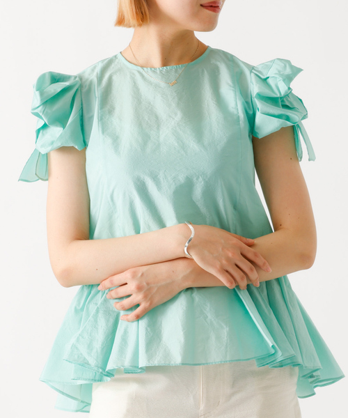 DESIGNWORKS(デザインワークス)の「袖リボンブラウス(シャツ/ブラウス・レディース・グリーン/オフホワイト・38)」の2枚目の写真