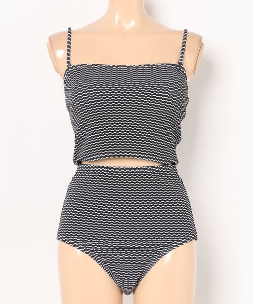 BILLABONG(ビラボン)の「BILLABONG レディース STRIP HIGH WAIST TANKINI 水着 【2025年夏モデル】ビラボンボーダー柄タンキニ(水着)(水着・レディース・レッド系その他/ブラック系その他/ホワイト系その他・LARGE/MEDIUM)」の3枚目の写真