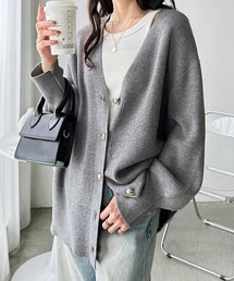 GeeRA（ジーラ）の「畦編みＶネックゴールドボタンカーディガン（カーディガン/ボレロ）」