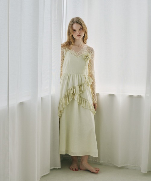 idem（イデム）の「dot × rose corsage cami onepiece / コサージュ付きドットフリルキャミワンピース（ワンピース・レディース・アイボリー/ブラック・FREE）」の17枚目の写真