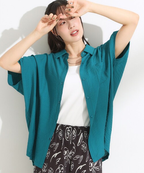 SHOO・LA・RUE(シューラルー)の「【洗える/S-LL/5分袖】1枚でも羽織としても。さらさらドレープシャツ(シャツ/ブラウス・レディース・オレンジ/ブラウン系その他/ライトベージュ/ダークグリーン・01/02/03/04)」の1枚目の写真