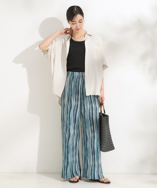 SHOO・LA・RUE(シューラルー)の「【洗える/S-LL/5分袖】1枚でも羽織としても。さらさらドレープシャツ(シャツ/ブラウス・レディース・オレンジ/ブラウン系その他/ライトベージュ/ダークグリーン・01/02/03/04)」の15枚目の写真