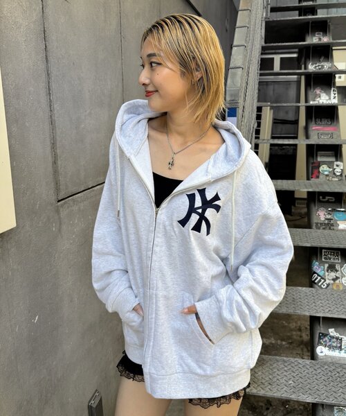 フォクシー　FOXEY　リリーパーカー　38 コットンシルク　フーディ　グレー WHO'S WHO gallery（フーズフーギャラリー）の「【KOOKY'N