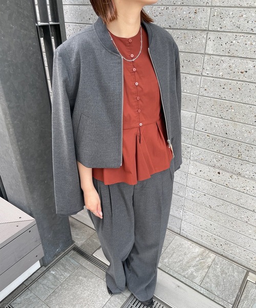 Ameri（アメリ）の「GATHERED PUFF SLEEVE PEPLUM BLOUSE（シャツ