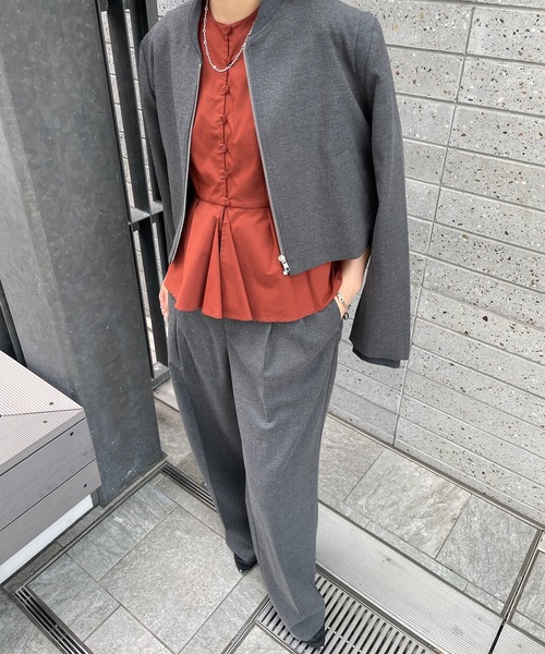 PEPLUM JACKET WITH PUFF BLOUSE　アメリヴィンテージ Ameri（アメリ）の「PEPLUM JACKET WITH PUFF BLOUSE（ベスト