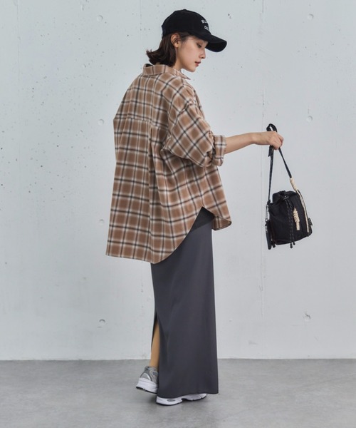 Doux archives（ドゥアルシーヴ）の「オンブレチェックシャツ（シャツ/ブラウス・レディース・ブラウン/ブラック/ブルー・38）」の11枚目の写真