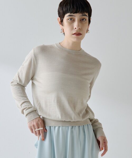 Whim Gazette(ウィムガゼット)の「16Gクルーネックプルオーバー(ニット/セーター・レディース・ライトベージュ/グレー/ブルー系その他・FREE)」の1枚目の写真