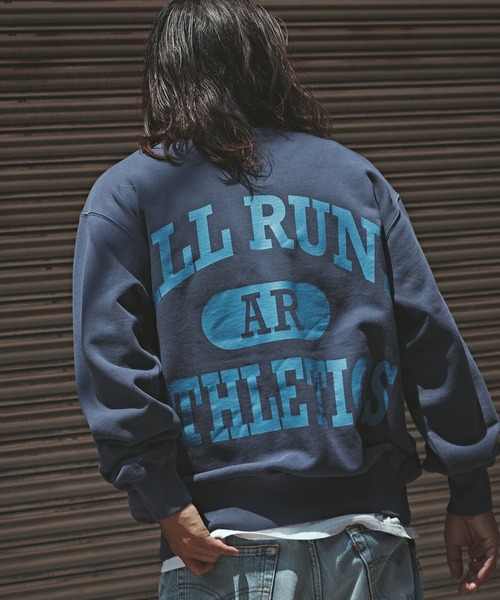 ALL RUNS（オールランズ）の「ALL RUNSオリジナル カレッジスウェット トレーナー ピグメント加工（スウェット・メンズ・ネイビー/ナチュラル/ブラック・M/L/XL）」の3枚目の写真