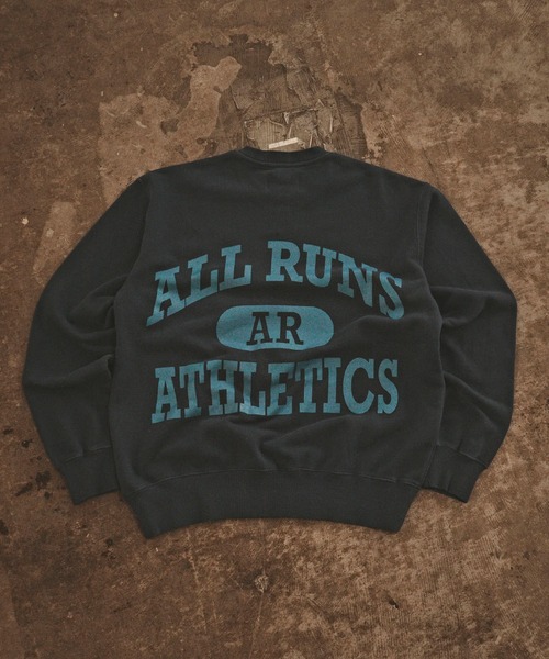 ALL RUNS（オールランズ）の「ALL RUNSオリジナル カレッジスウェット トレーナー ピグメント加工（スウェット・メンズ・ネイビー/ナチュラル/ブラック・M/L/XL）」の22枚目の写真