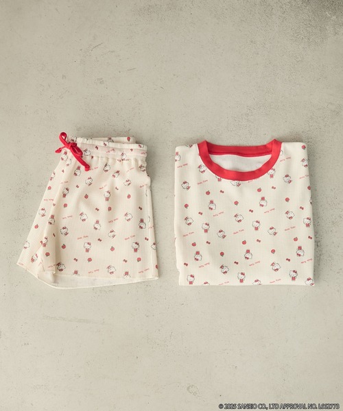 HELLO KITTY × FRUIT OF THE LOOM × forksy.】ハローキティ 半袖